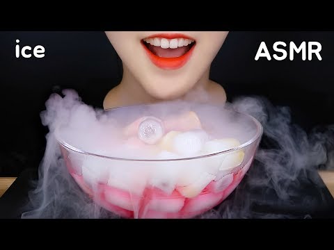 *LOUD* ICE ASMR COLD ICE EATING ASMR 🍧