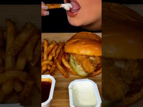 Popeyes Crispy Fries #shorts #asmr #asmrsounds #popeyes