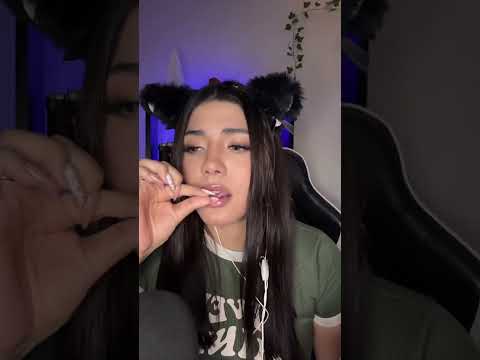 #ASMR   Me como tu carita 🫣❤️ YT： Anny ASMR #asmr #asmrvideo #asmrespañol #roleplay #asmrsounds #as