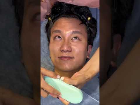 Why does this brother keep staring at me? I won't wipe his neck secretly #asmr #shorts