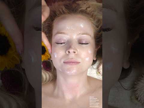 Infinite Aura Moisturizer
