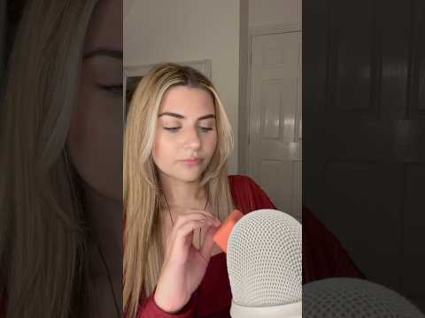 ASMR with one of my skincare faves 🫶🏼 #asmr #asmrsounds #asmrtapping #liquidsounds #shortsfeed