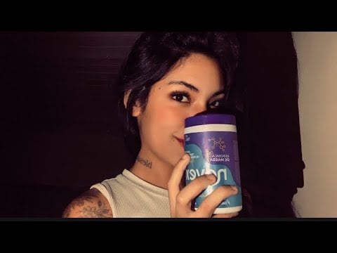 Asmr totalmente aleatório com muita conversa+massageando tatuagens +tapping💤