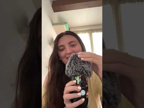 Ary Asmr sta trasmettendo dal vivo.