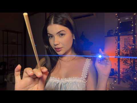 ASMR | Estudante de Medicina Faz Seu Exame de Nervos Cranianos🧠✨