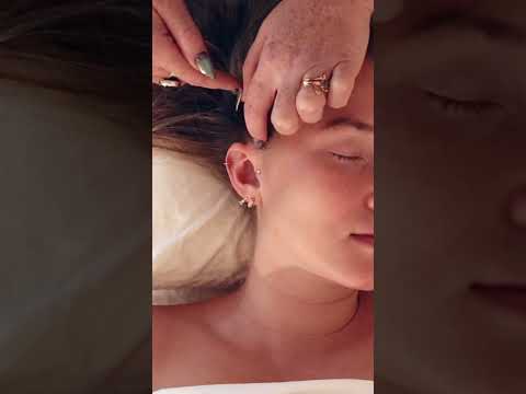 did your mom trace your ears to sleep too? 😴 #asmrtreatment #asmrearmassage #asmrwhisper