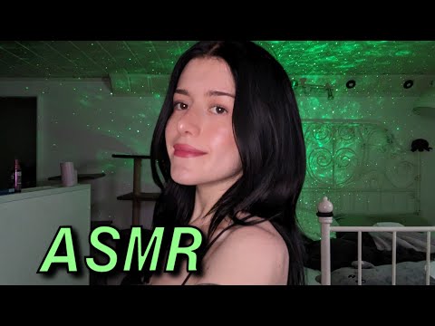 ASMR 💜 // teaching you weirdly specific german words // whispers and hand movements