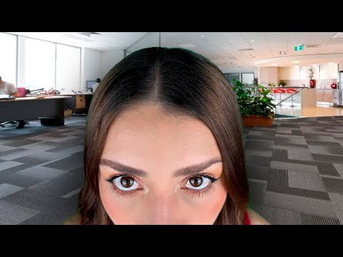 Contraté a una Abogada Torpe... y Terminó Enamorada de Mí 😳 (ASMR + Mouth Sounds + Susurros)