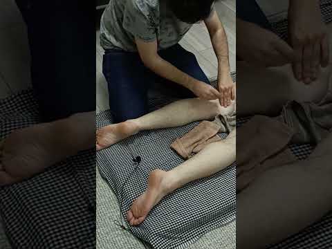ASMR LEG AND SLEEP AND TURKISH MASSAGE  #massage #easyturkish #relax #chiropractor #shortvideo
