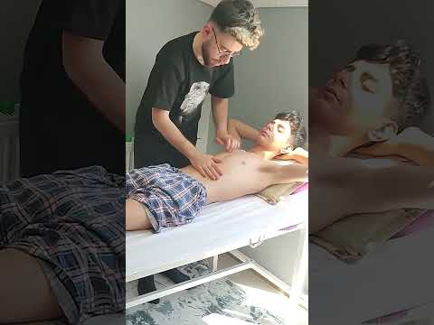 TURKISH THERAPY PROVIDING EXTREME RELAXATION IN CHEST AND ARMS #satisfying #relaxing #asmr #shorts