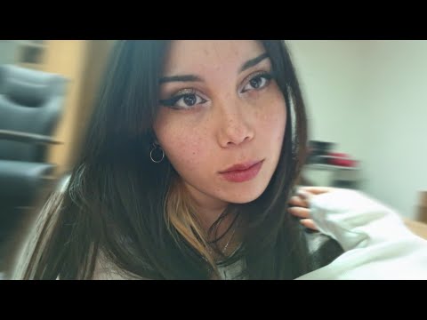ASMR examen facial + spit painting y atención personal 