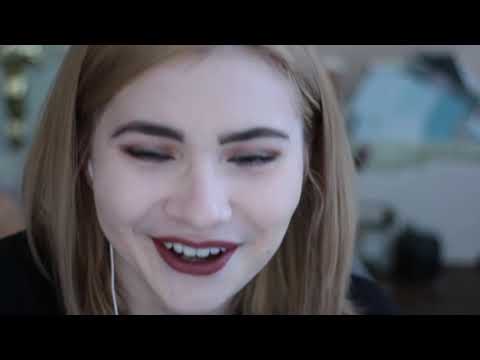 yummy omonom sounds (ASMR word trigger, whisper, lip smacking)| Cloveress