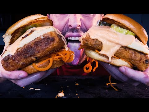 ASMR Eating HUGE DEEP FRIED CHEESE BURGER * mukbang no talking * 자이언트 버거 | nomnomsammieboy 먹방