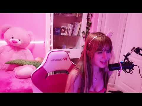 ⚠ Twitch: lenidollcastle 🎀🎀