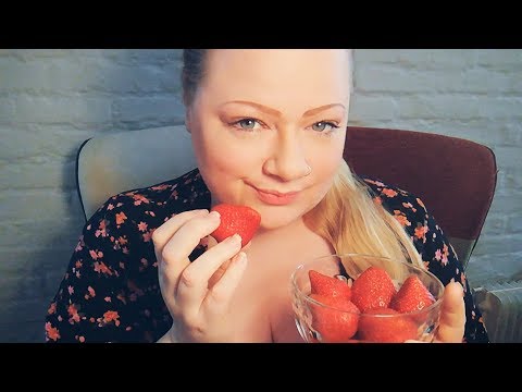 ASMR 🎧 MUKBANG W. Fruits 🍓🍅🍌(Whispering)