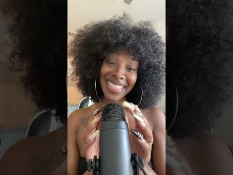 ASMR mic rubs