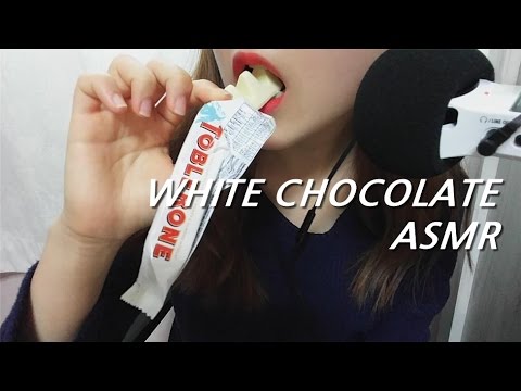 ASMR 콰르륵 쫄깃✨ 토블론 화이트 초콜렛 이팅사운드 노토킹 먹방 TOBLERONE WHITE CHOCOLATE No Talking Eating sounds mukbang