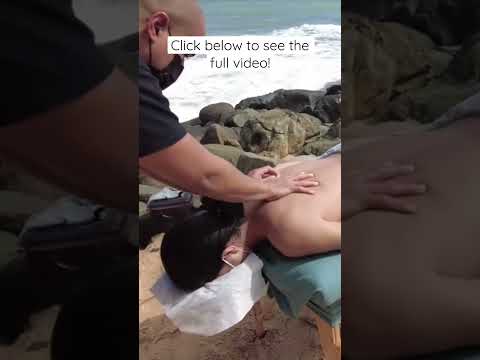 Check Out this Massage at the Beach | Beach Massage | #shorts
