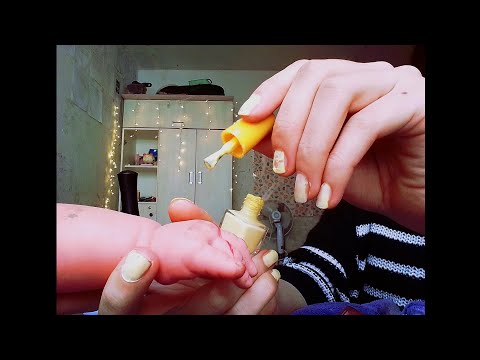Asmr casero roleplay manicurista te hace las uñas 💅🏼😳