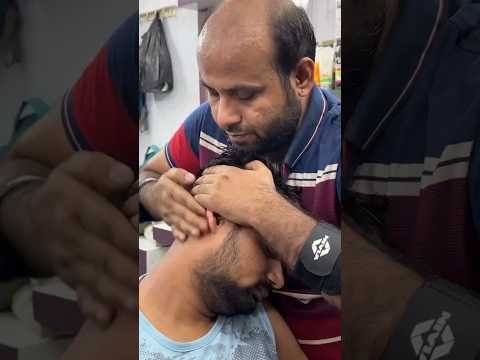 Reiki Master #asmr #satisfyingvideo #deeprelaxation #headmassage