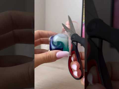 Cutting a pod for you 🤭 ASMR #asmr #detergent #satisfying