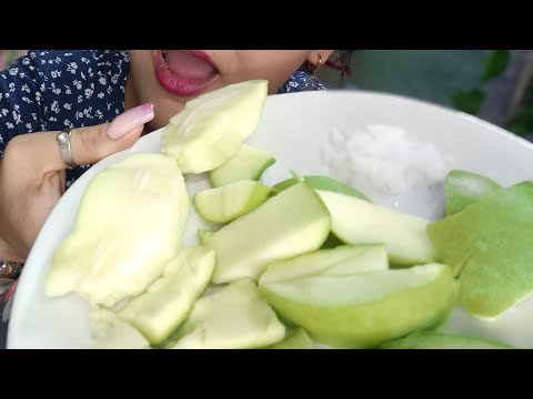 ASMR Comiendo mango 🥭 verde con sal 🧂