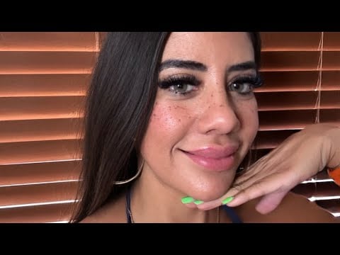 ASMR eating an apple 🍎