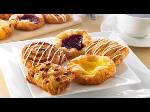 [ASMR] ★ Close up Danish Pastry Eating ★ [Mouth sounds] [Breathing] [No talking]