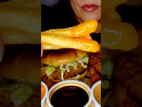 KFC CRISPY FRENCH FRIES #asmr #kfc #fries #food #eating #mukbang