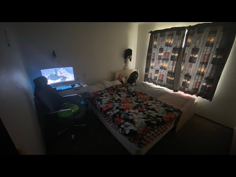room tour that no one legit asked for.