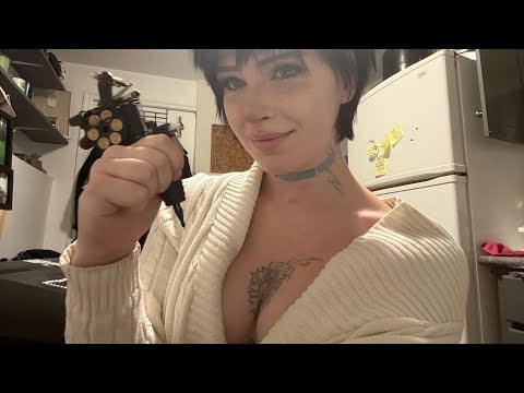 ASMR TATTOO ROLEPLAY ✍️ 💤humming, whispering, mouth sounds (lofi)