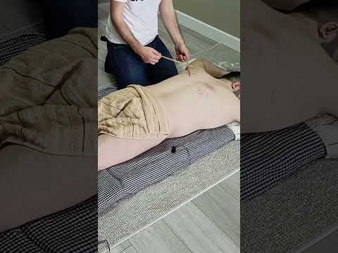Massage techniques that eliminate all back pain #satisfying #relaxing #asmr #shorts