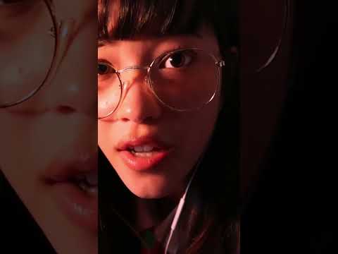 chewing gum while i help you with your notes #asmrshorts #gumchewing #roleplay #tingles #whispers
