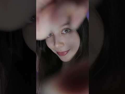 АСМР уберу соринку из глаза #asmr #асмр #asmrtriggers #асмртриггеры #асмршортс #asmrshorts