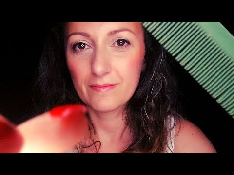 Ti spazzolo 50 volte per rilassarti | ASMR ITA | hair brushing, countdown, visual triggers