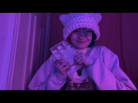 opening fake nails!! (a lil aggressive, very rambly)
