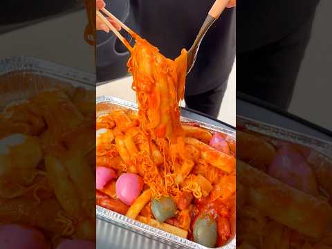 When Asian mom lets you eat only one cup of tteokbokki… #food #eating #mukbang