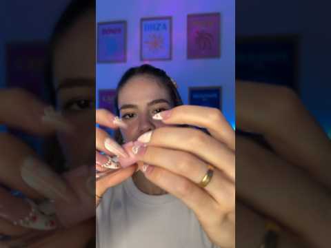 ASMR COM UNHAS POSTIÇAS DA SHEIN💅🏼 #asmr #satisfying #arrepios #asmrtriggers #asmrparadormir