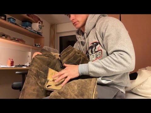asmr dorm tour incl. unusual triggers +barber rp (lofi&uncut)