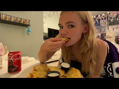 Chili’s Mukbang