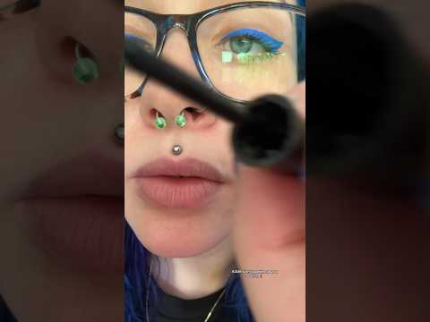 ASMR silently putting on your makeup 💄 #asmr #shorts