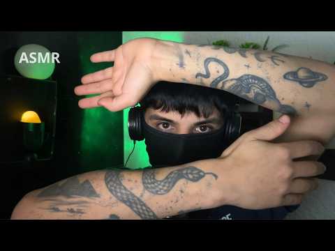 ASMR Te Muestro Mis Tatuajes 😴 (Susurros)