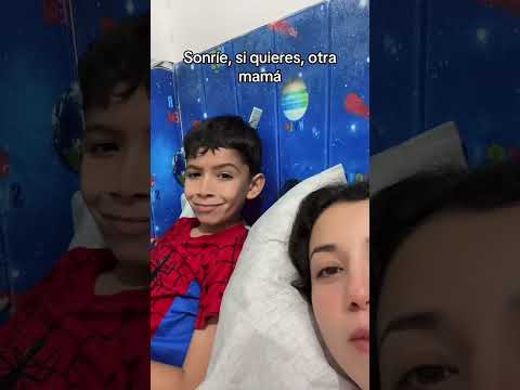 Sonríe, si quieres, otra mamá
