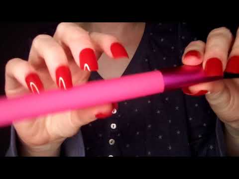 ASMR - Make-up Brush Tapping