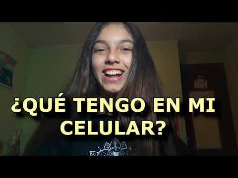 ¿QUÉ TENGO EN MI CELULAR? + ME ASUSTO CON UN JUEGO!! | SOFIWI