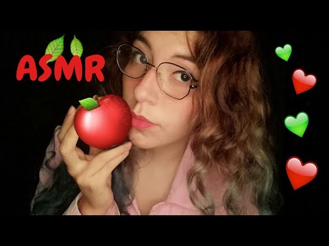 ASMR ESPAÑOL🍎 CRUNCHY APPLE RELAXING EATHING SOUNDS FOR SLEEP 👄 MANZANA