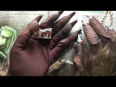 FANTASY GLOVES 👉 MONSTER CLAWS 🐉 TAPPING🐾👄  WHISPER [[ASMR]]