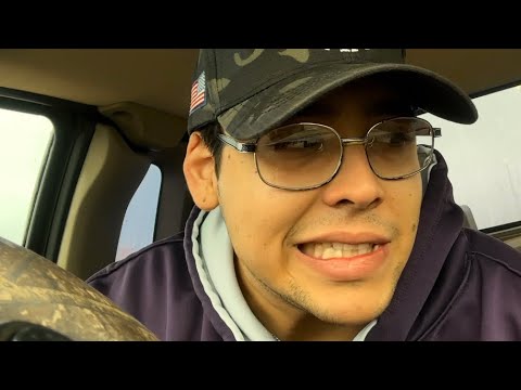 Another ASMR Video [ tapping, hand sounds and rambles ]
