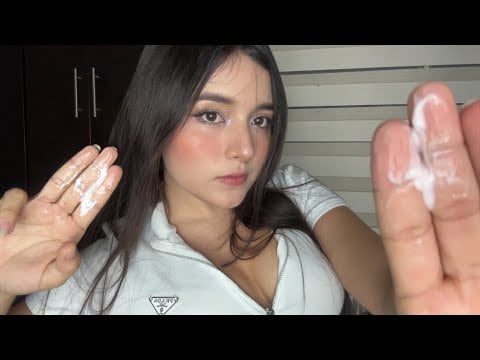 Asmr frotando tu cuerpo SUAVEMENTE