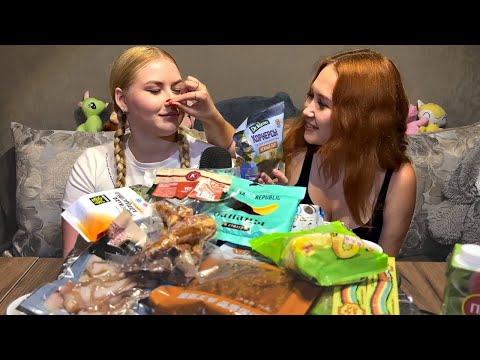 АСМР ИТИНГ НЕОБЫЧНЫХ ЗАКУСОК И СЛАДОСТЕЙ С ПОДРУГОЙ | ASMR EATING  SNACKS AND SWEETS WITH A FRIEND
